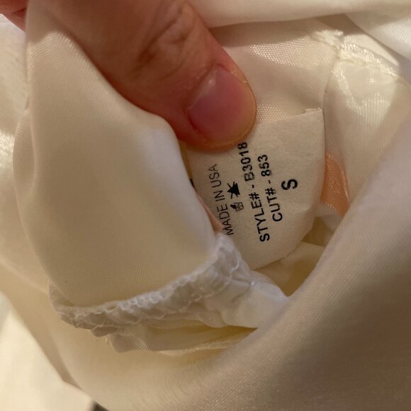 NWOT ivory baby girl evening gown - Picture 5 of 6